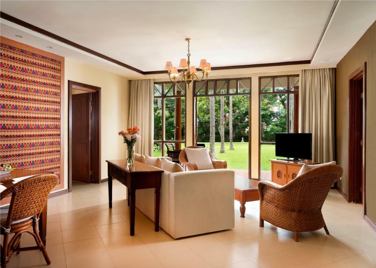 Mangsit Suites By Holiday Resort Lombok Eksteriør billede